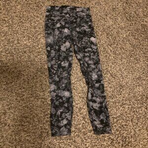 Lululemon Align Pant II 25" Floral Illusion Ice Grey Multi Size 6 GUC W5BY